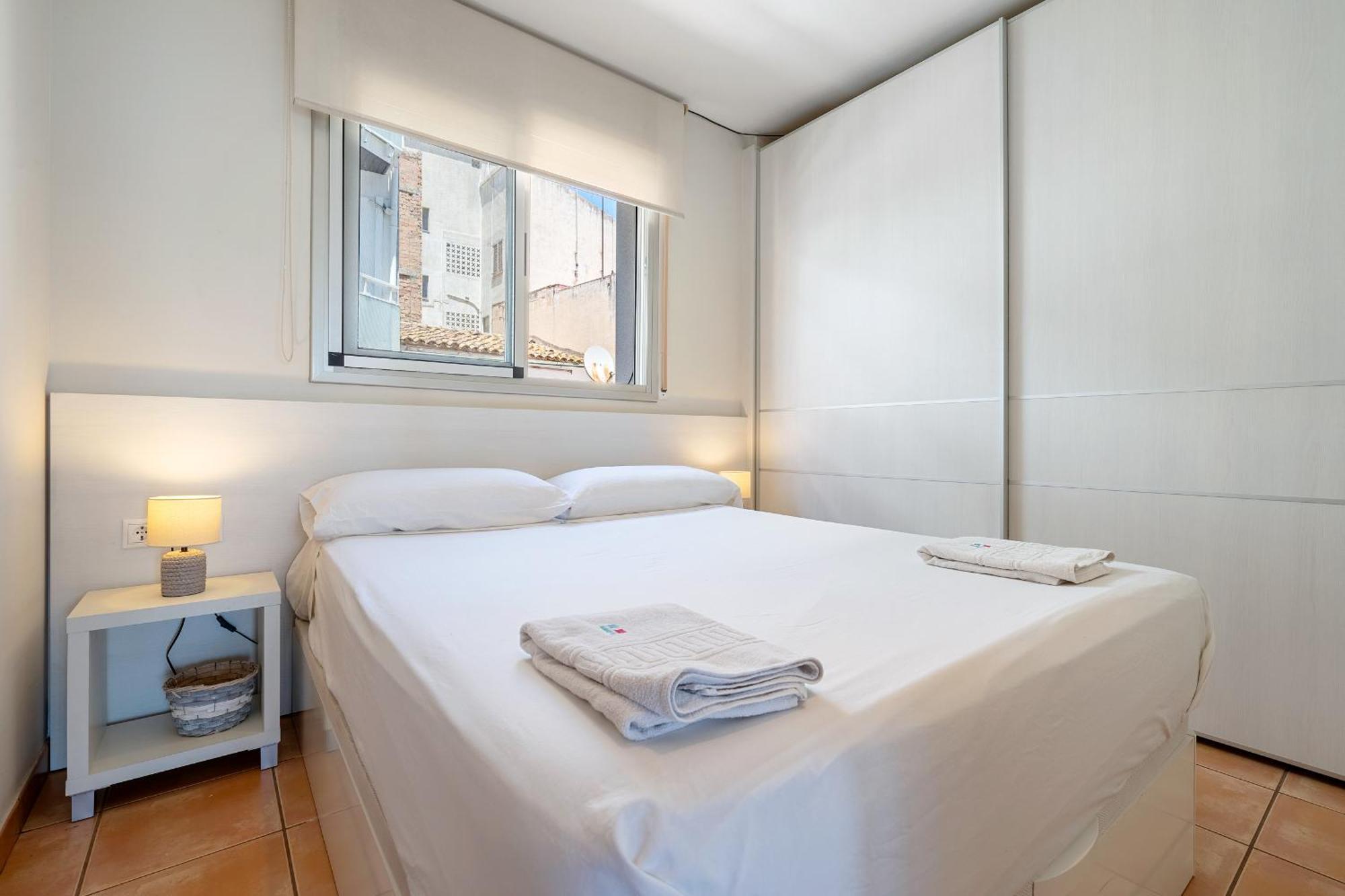 Hauzify I Apartament Colon 2B トラダンバーラ エクステリア 写真