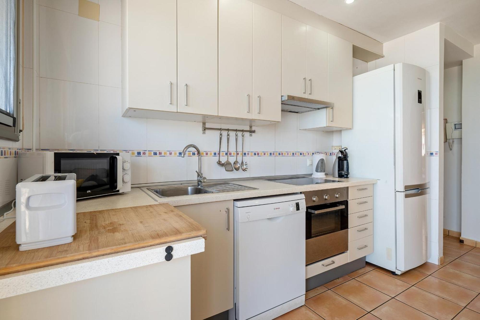 Hauzify I Apartament Colon 2B トラダンバーラ エクステリア 写真